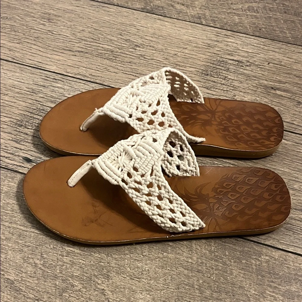 Elegant Off White Crochet Sandals - Picture 5 of 10